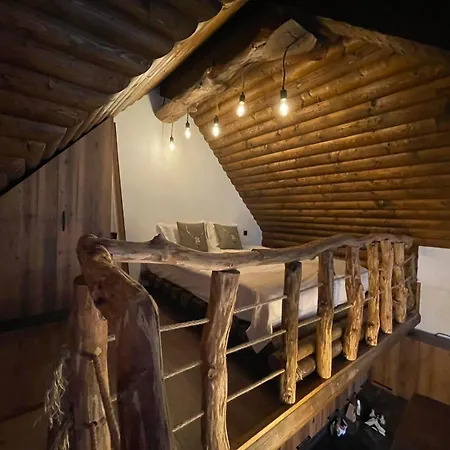 Eleven Alpesi faház